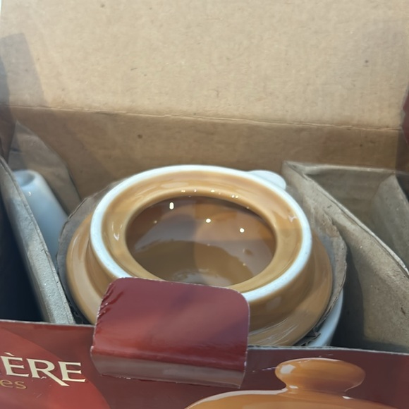 Tea set new great for that tea lover - Picture 4 of 8